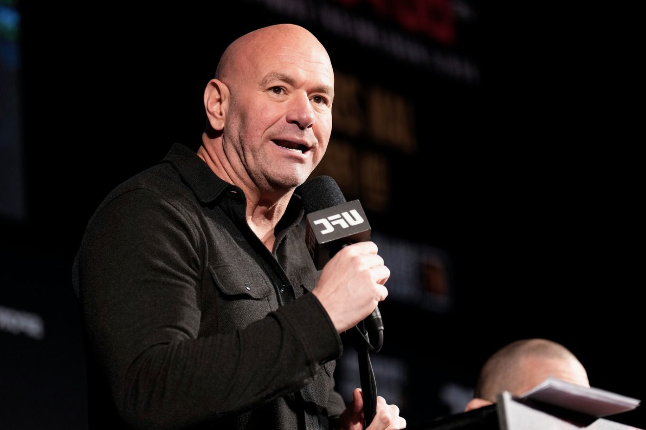 UFC prezidenti Dana Uayt Con Cons